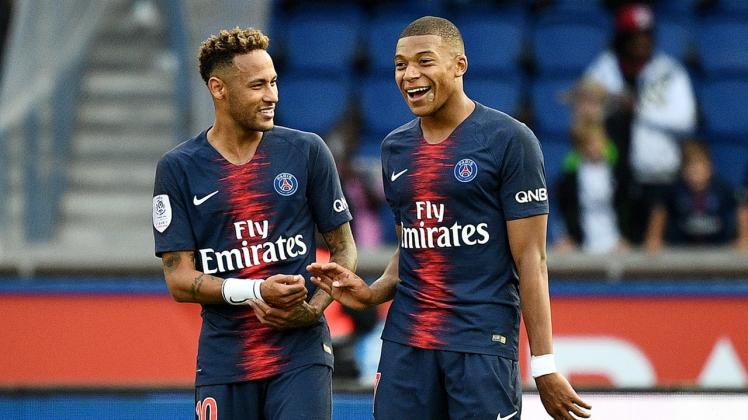 PSG - Steaua Rosie: cota 50.00 marita pentru pariul PESTE 2,5 GOLURI PSG - Steaua Rosie: cota 50.00 marita pentru pariul PESTE 2,5 GOLURI