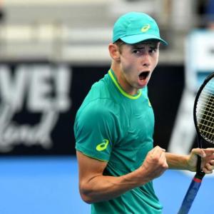 Ponturi pariuri tenis De Minaur - Thompson (10.01.2019)