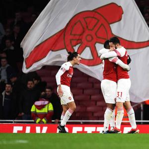 Recomandari + bilete fotbal week-end (09-10 Februarie 2019)